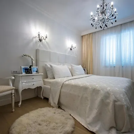 Vivaldi Deluxe Dubrovnik